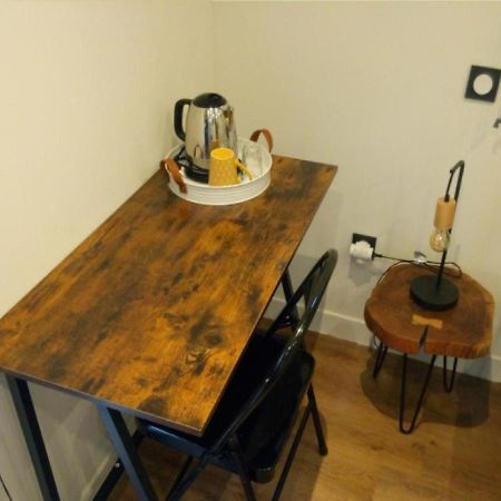 Cottage Calme Via Rhona Avec Piscine Chavanoz 外观 照片