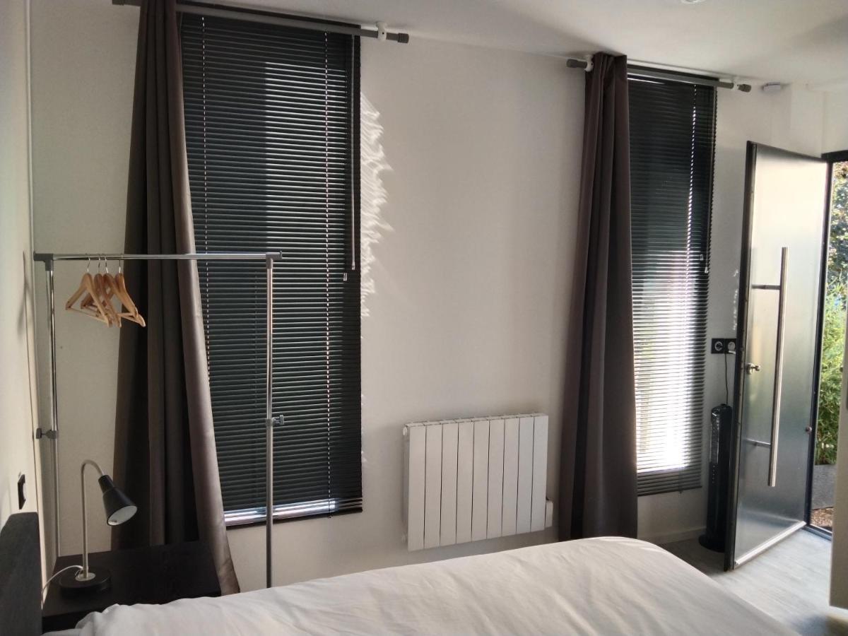 Cottage Calme Via Rhona Avec Piscine Chavanoz 外观 照片